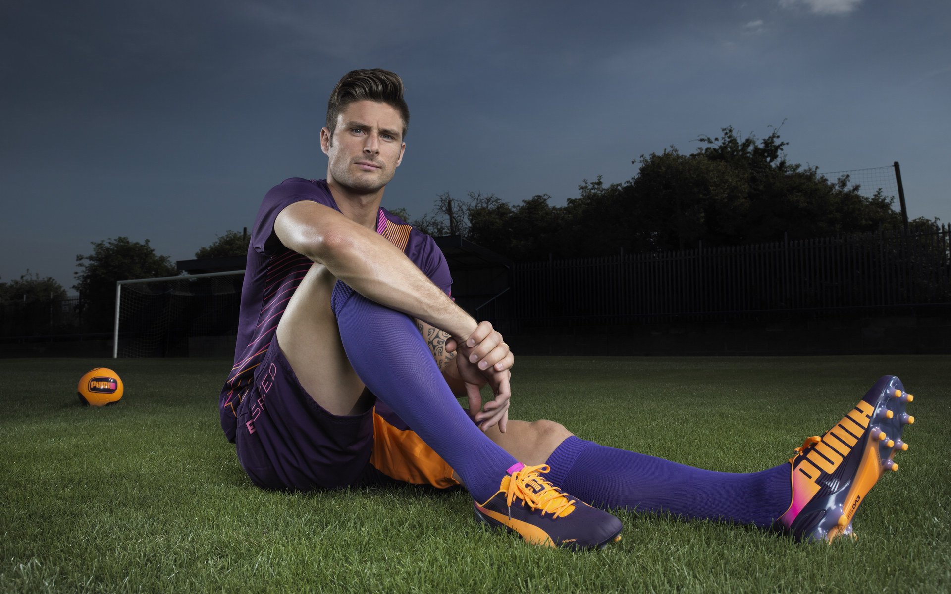 开云官网-街道即战场,当非洲雄狮的咆哮,回荡在F1的钢筋丛林